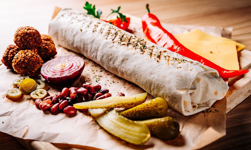 Falafel and Shawarma_last section_2016113048 (1) The elegant Autumn by Ludovica Mascheroni
