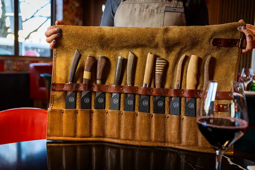 Midtown Grill — guests choose steak knives