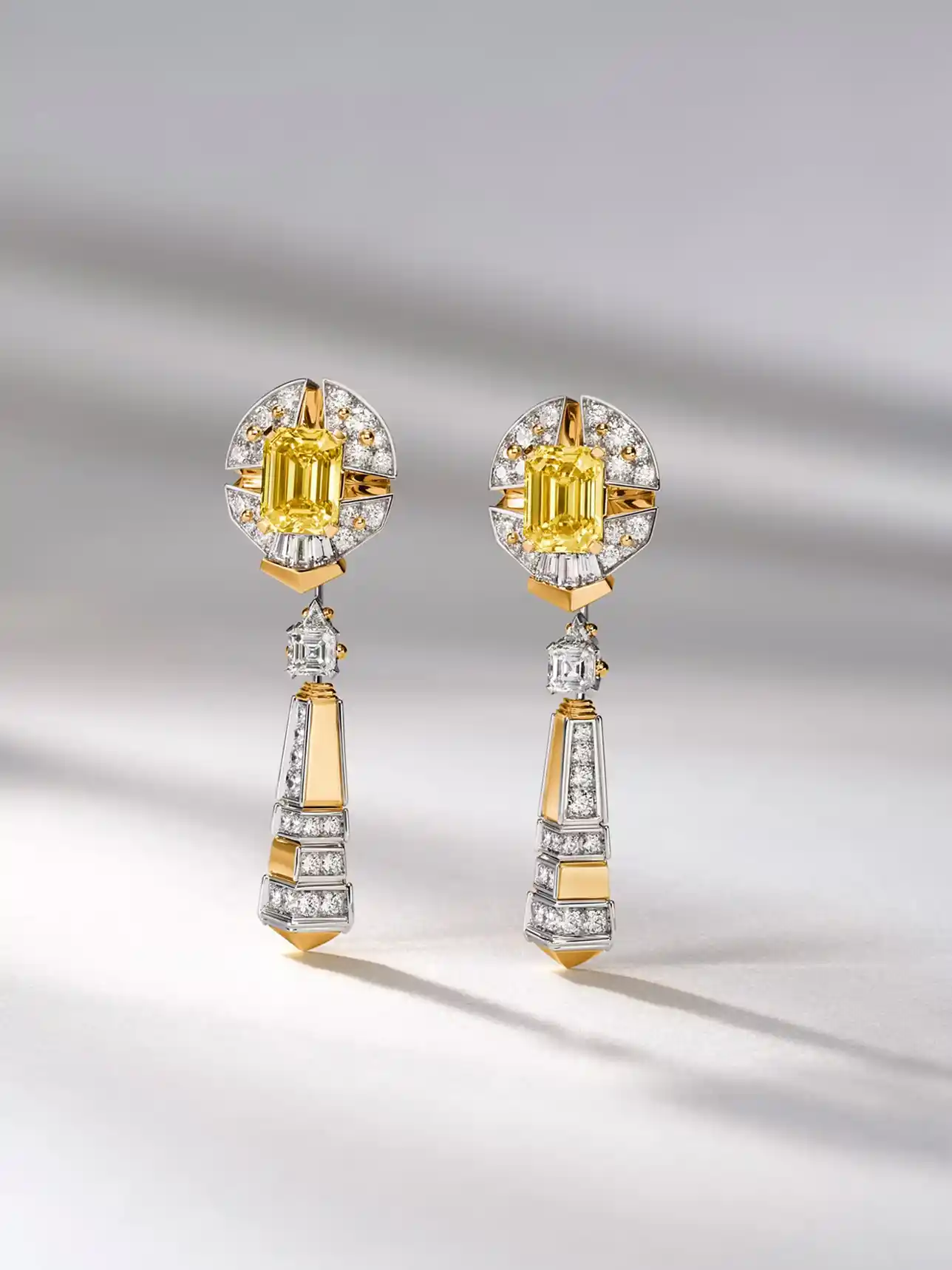 Van Cleef & Arpels — Pierres de Caractère 2025 collection