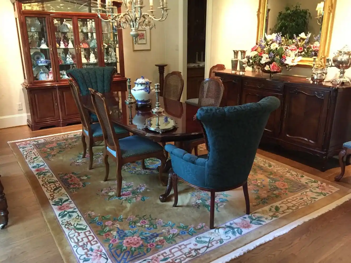 RugsBehmanLivingRoomLook
