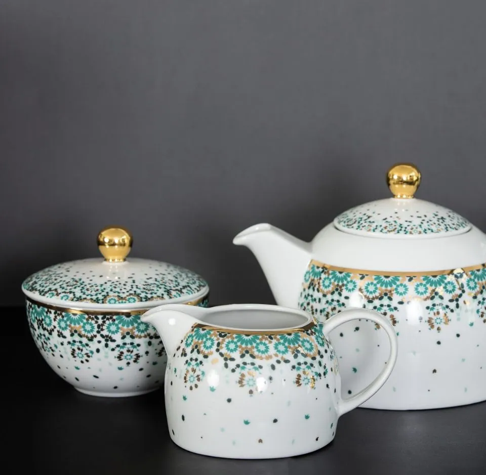 Mirrors Emerald Tea Set - ALO Magazine