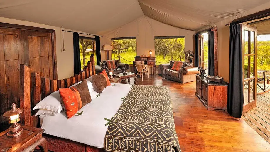 Serengeti-Migration-Camp-Tent-Interior