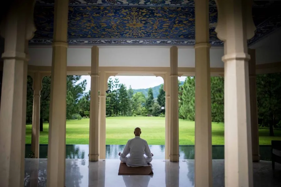 Meditation in music pavilion - ALO Magazine