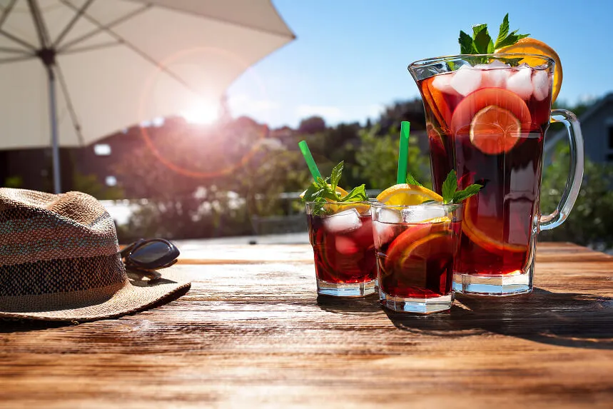 Cooling by Nature: 5 Herbal Iced Teas to Sip This Summer